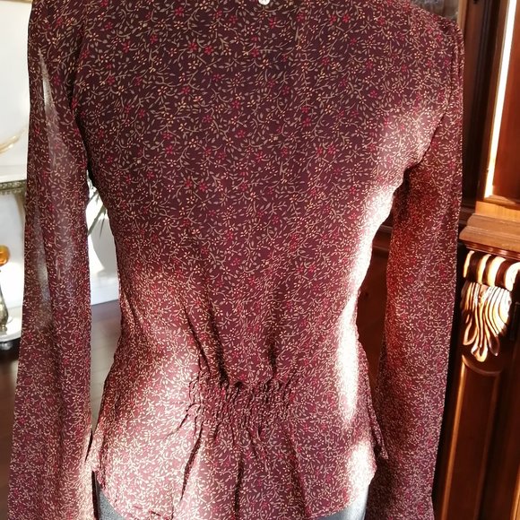 Beautiful (Sheer) Floral Top - Picture 6 of 8